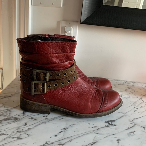 Caterpillar Red Ankle Boots. size 8 - Picture 4 of 8